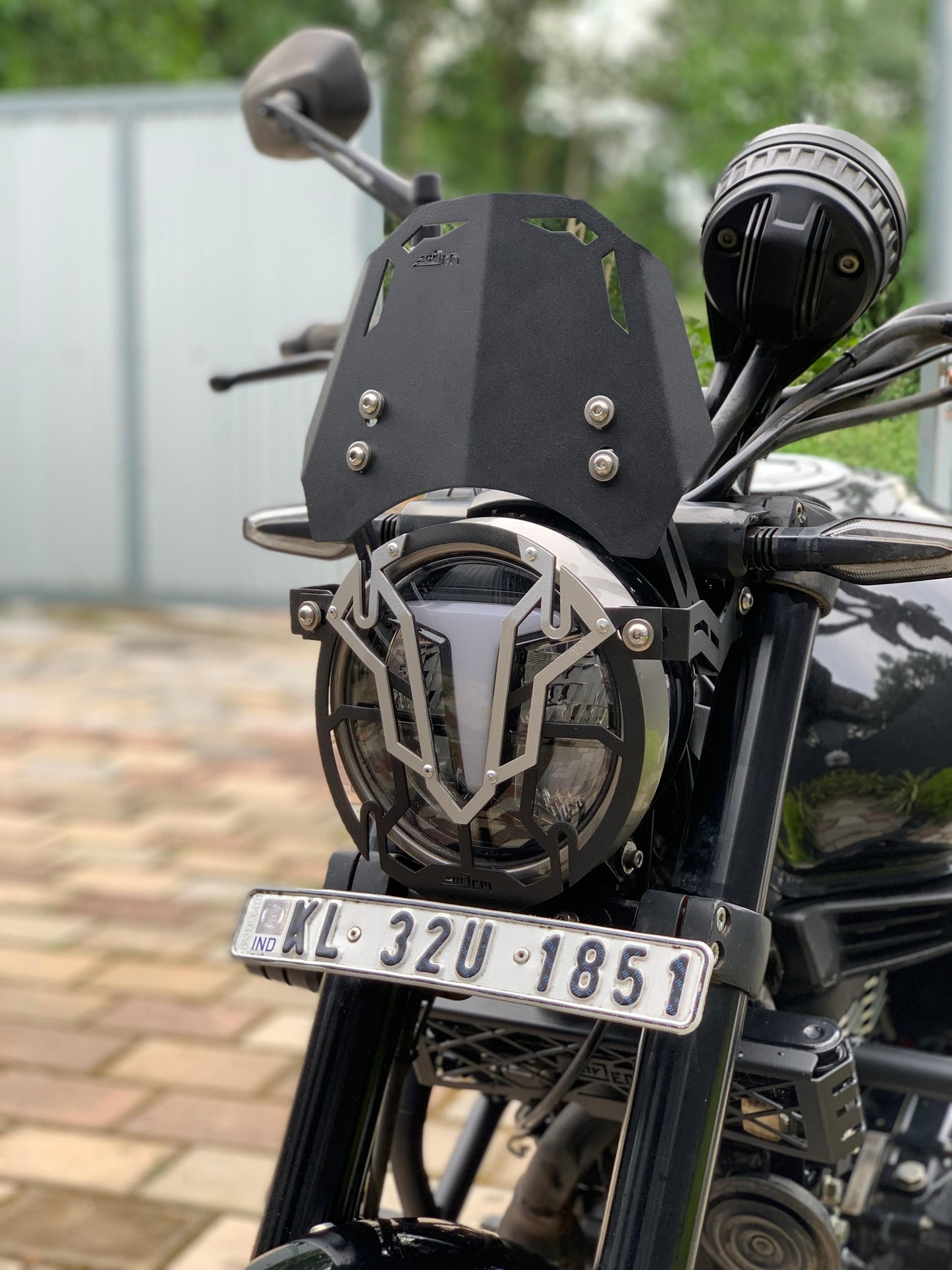 ronin headlight grill