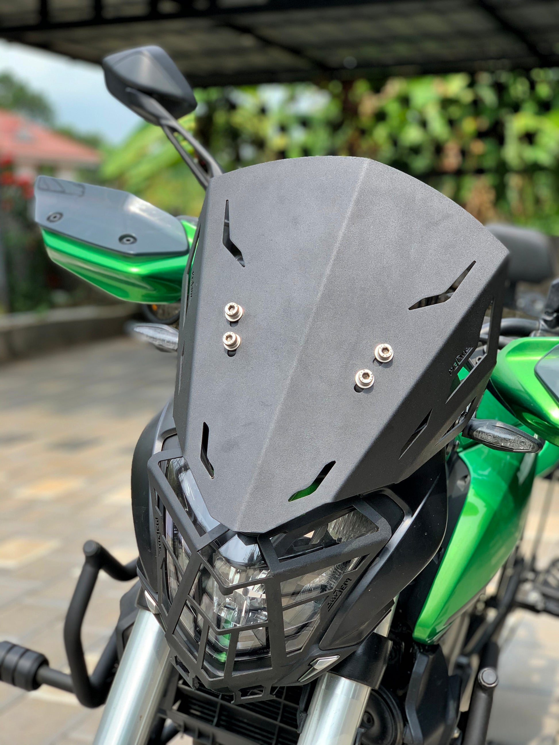 best visor for dominar 400