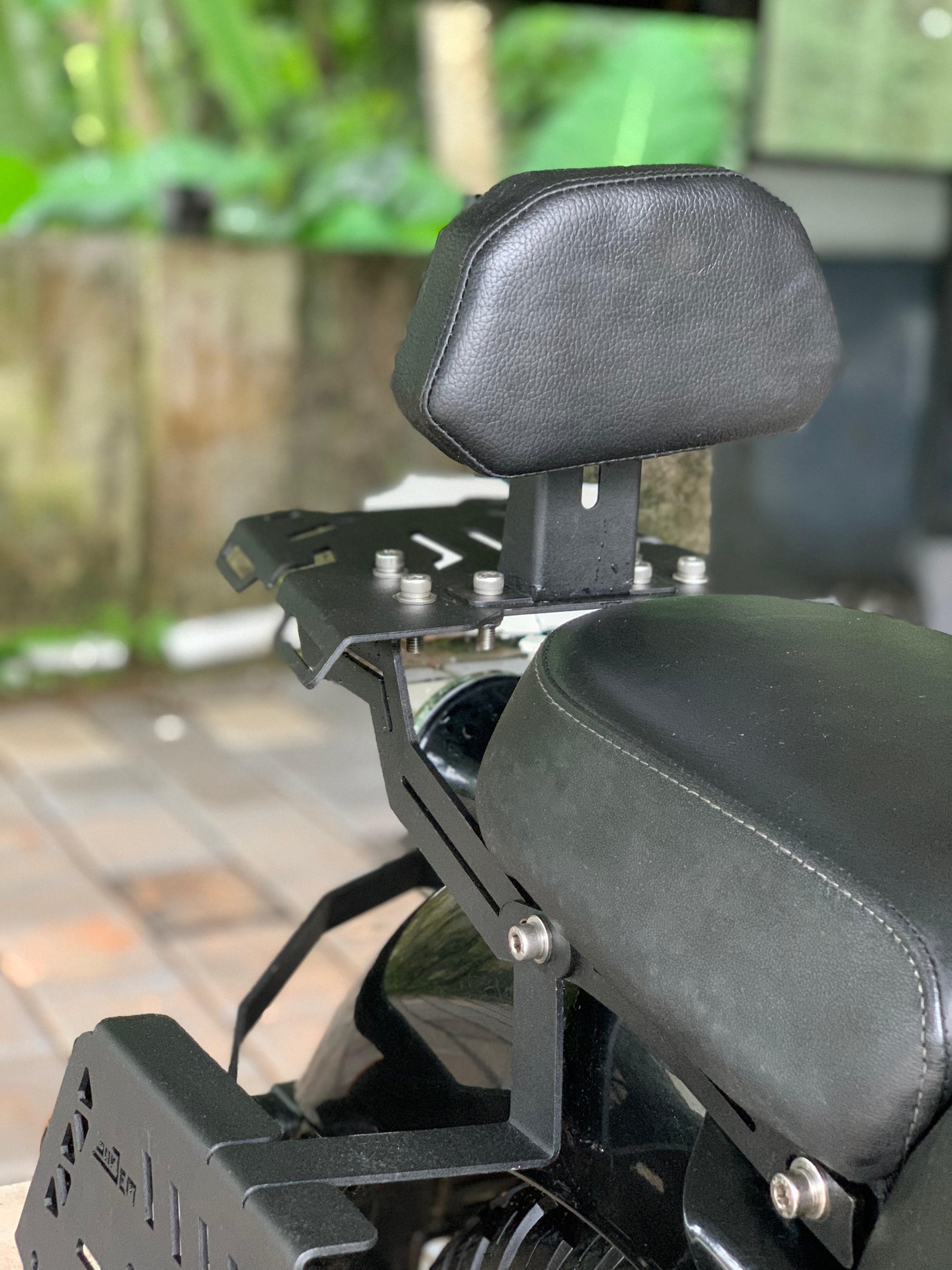 meteor 350 backrest