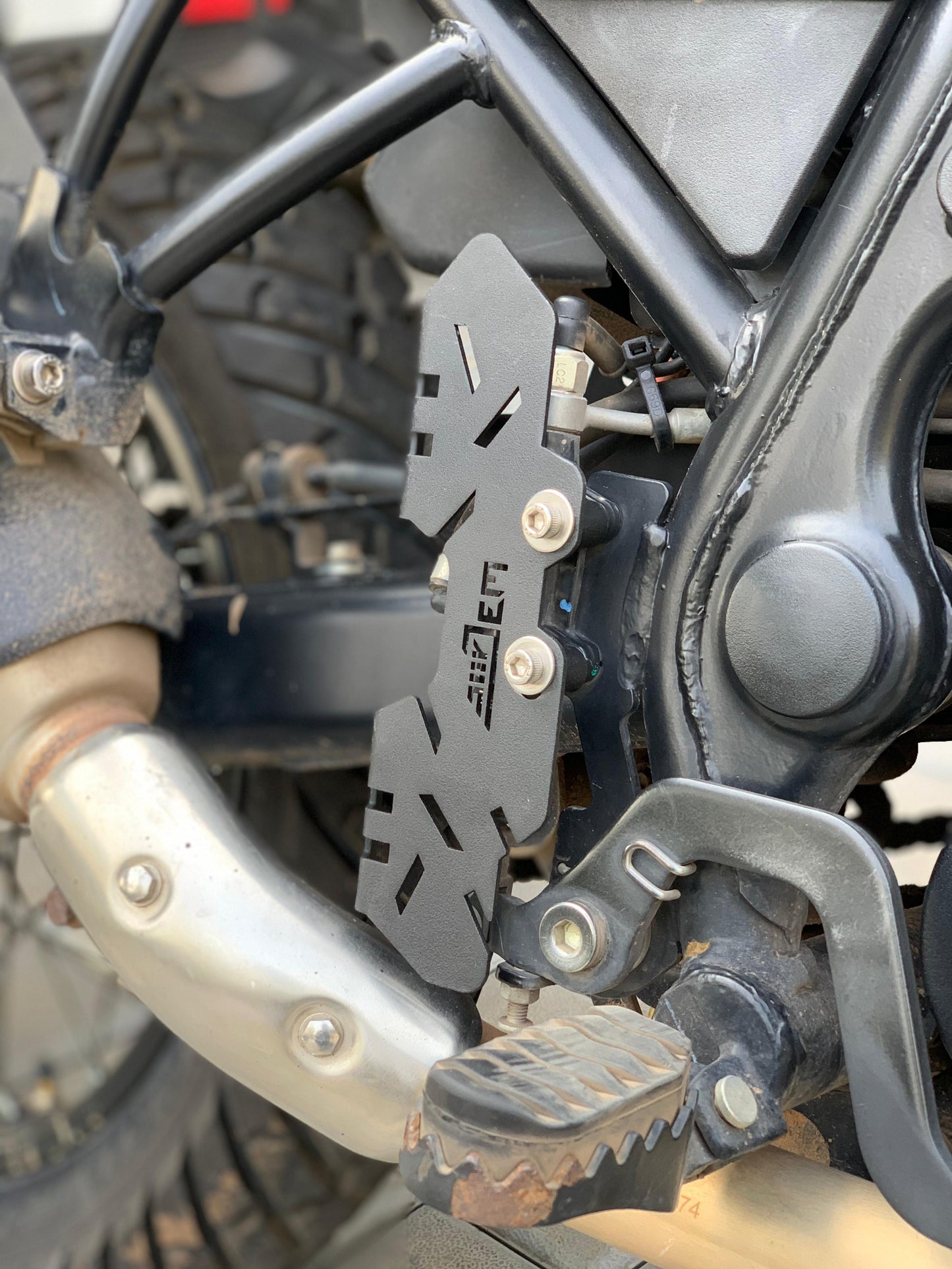 himalayan scram 411 accessories