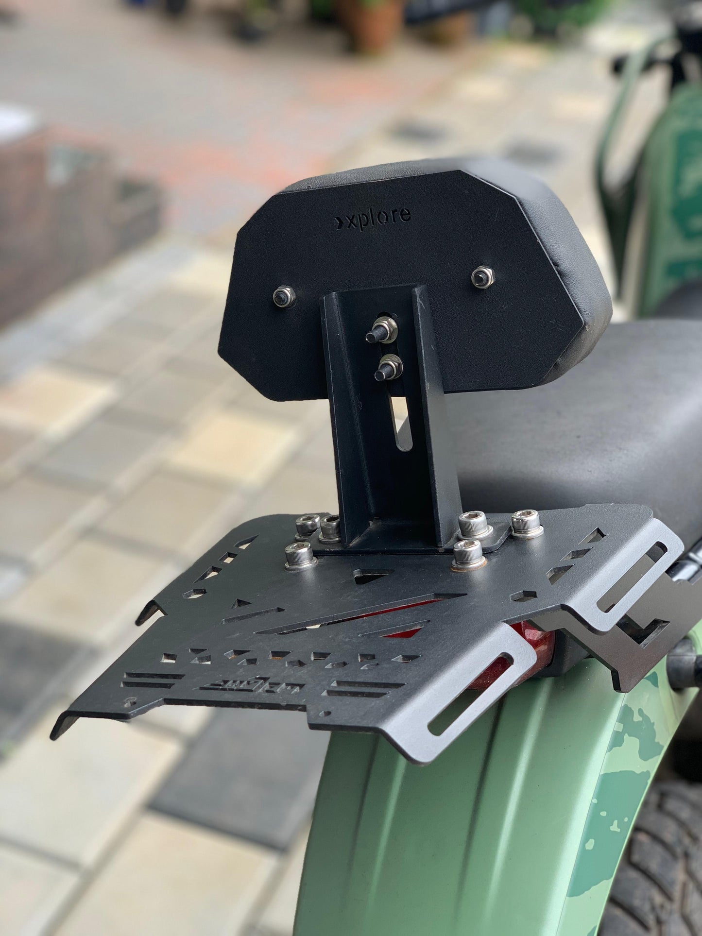re himalayan 411 backrest