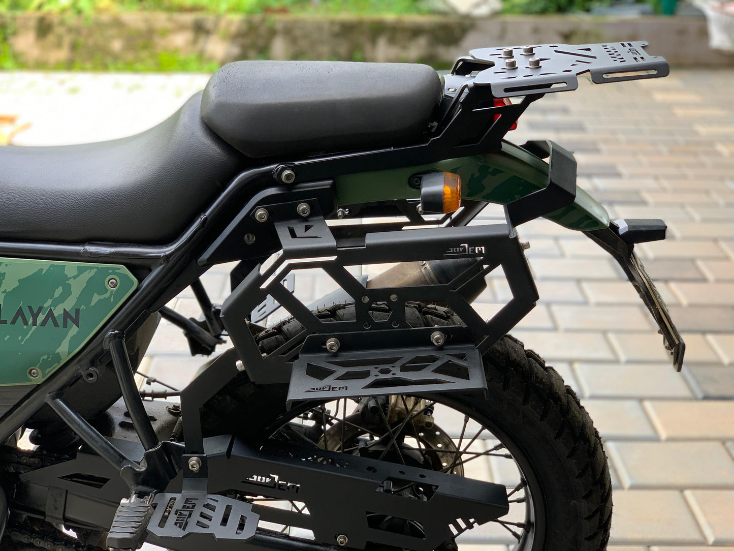 Himalayan 411 pillion footrest (Pair Of Two)