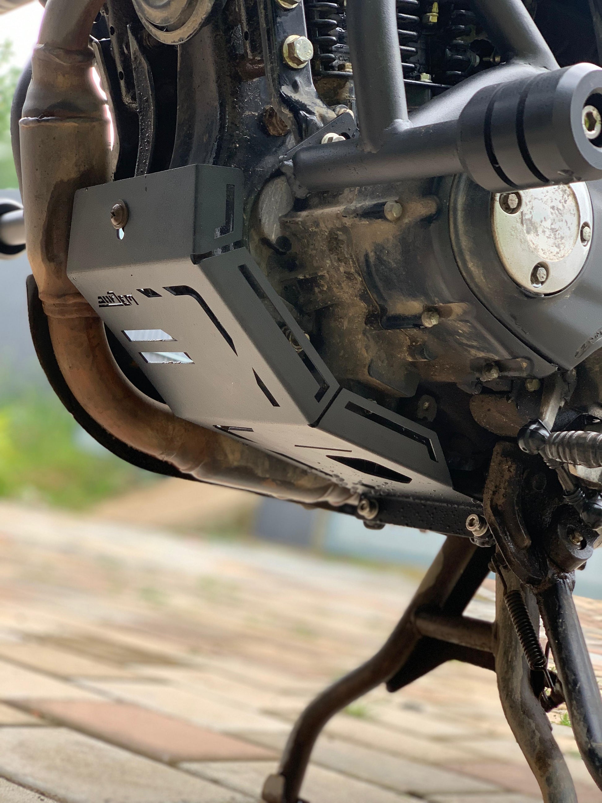 tvs ronin bash plate