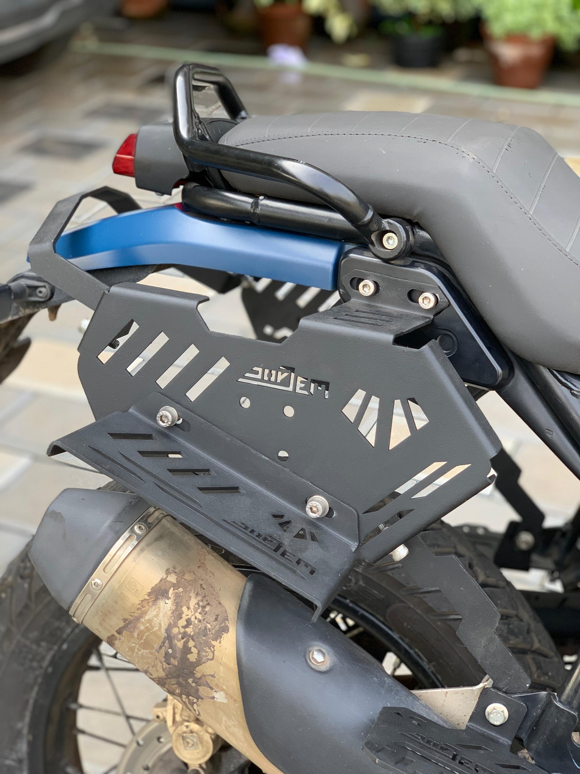 himalayan scram 411 accessories