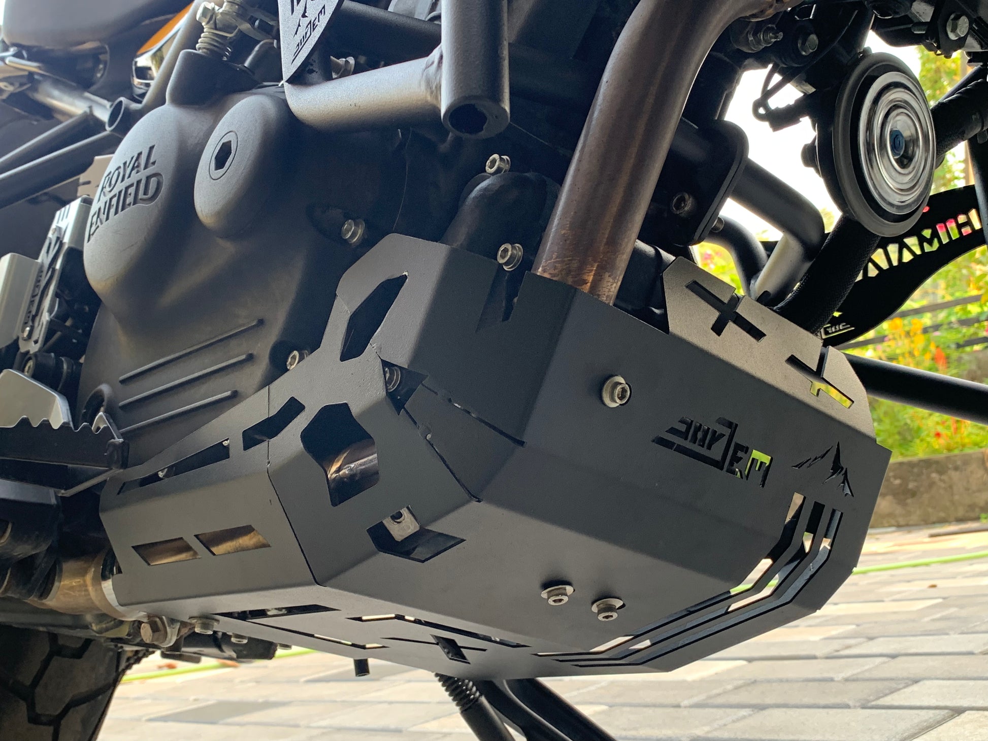 engine guard for re himalayan 450
